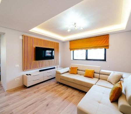 Rainforest Apartament Ghimbav Luaran gambar