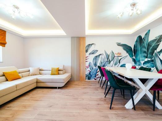 Rainforest Apartament Ghimbav Luaran gambar